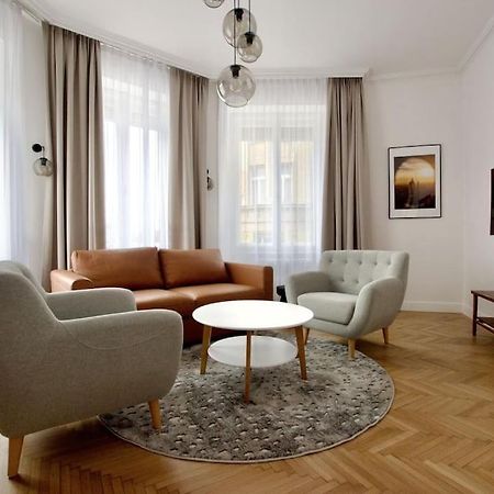 Premium Apartment By Hi - Central 2 Bedroom - Best View Budapesta Exterior foto