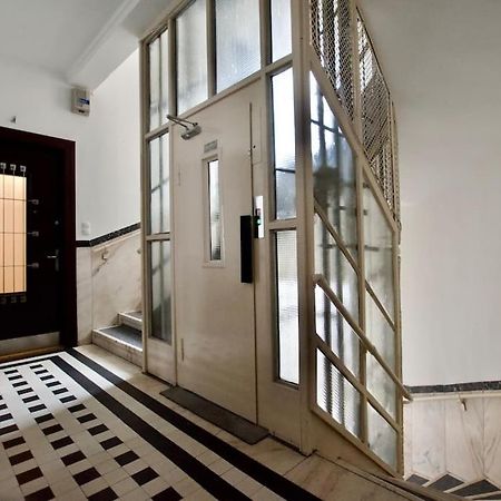 Premium Apartment By Hi - Central 2 Bedroom - Best View Budapesta Exterior foto