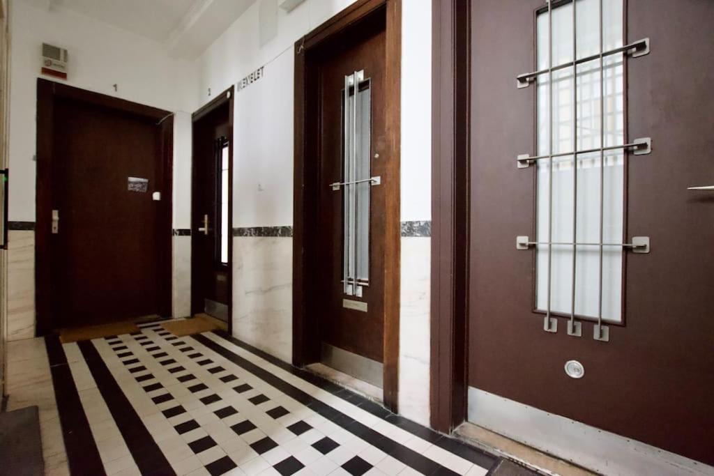 Premium Apartment By Hi - Central 2 Bedroom - Best View Budapesta Exterior foto